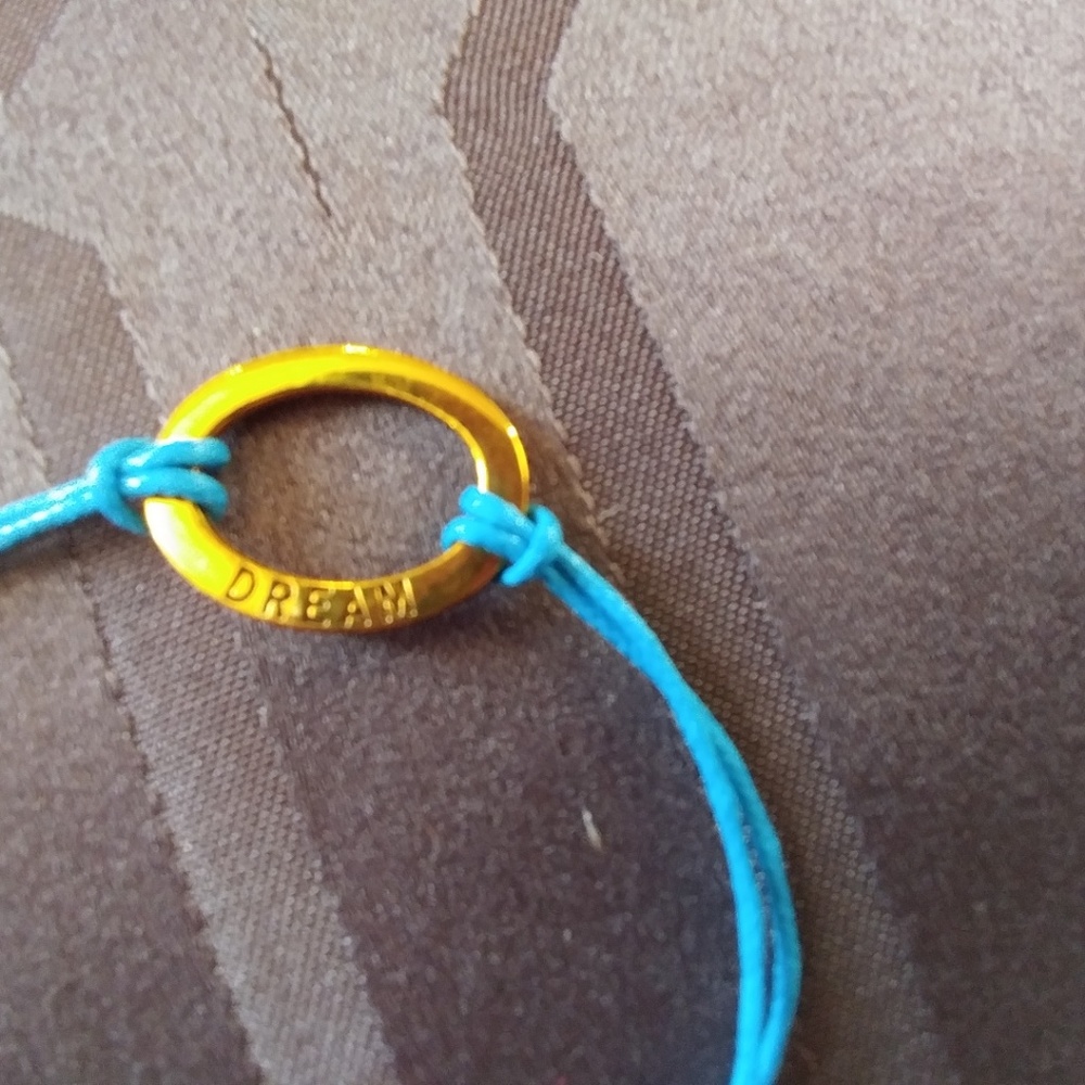 Halcraft Collection Bracelet - Picture 3 of 5